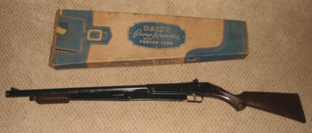 Daisy model
              25 bb gun in blue box for sale