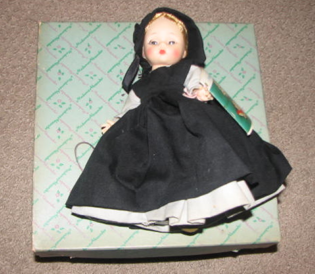Madam
                                                          Alexande #726
                                                          Amish doll